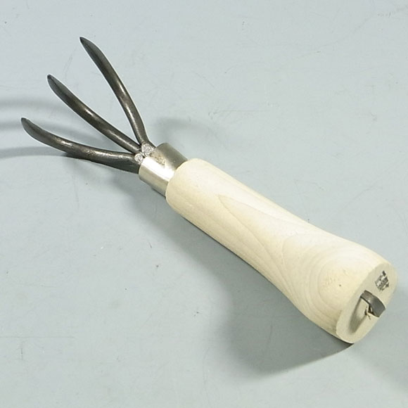 Garfio para Trasplantar 165mm de tres puntas de Acero - KANESHIN No.57D